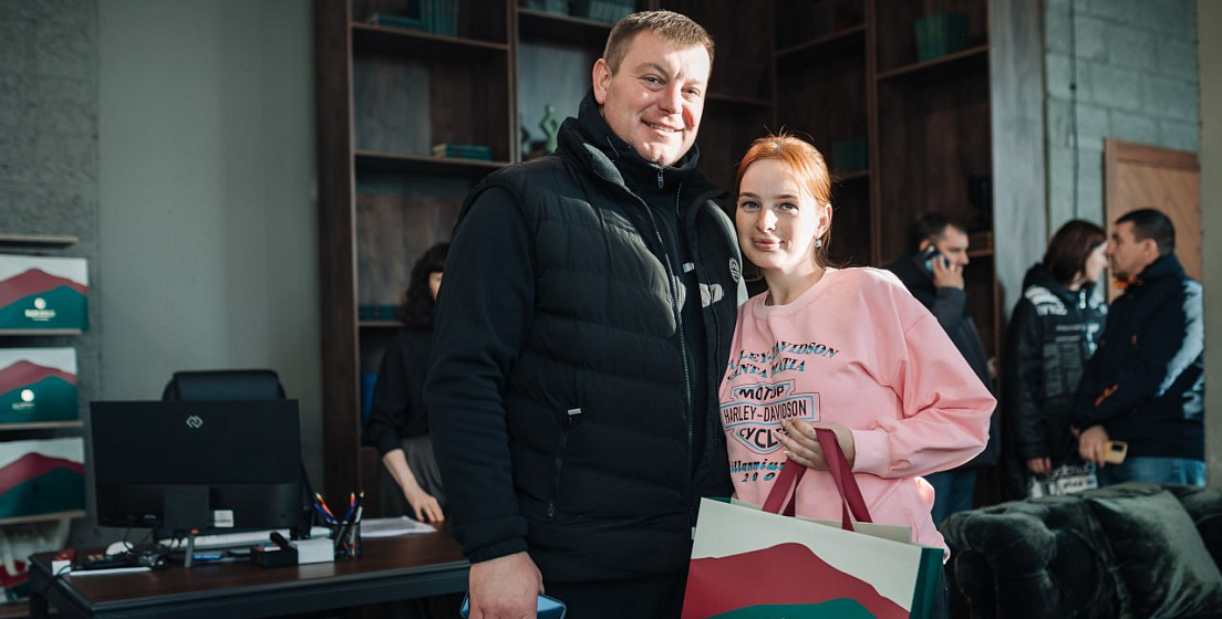 Поздравляем наших первых резидентов Кипрея.Квартиры!